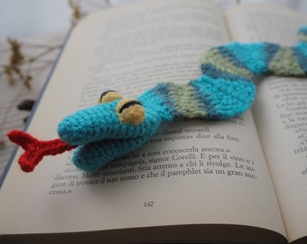 Snake Bookmark, Gift for Bookworm, Crochet Animal Bookmark, 3D Bookmarks, Kids Bookmarks, Gift for Reptile Lover, Soft Page Holder