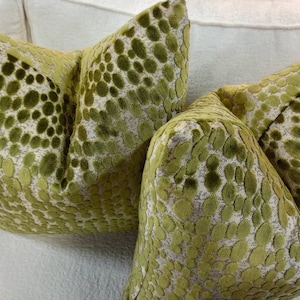 Green cut velvet dot pillow cover