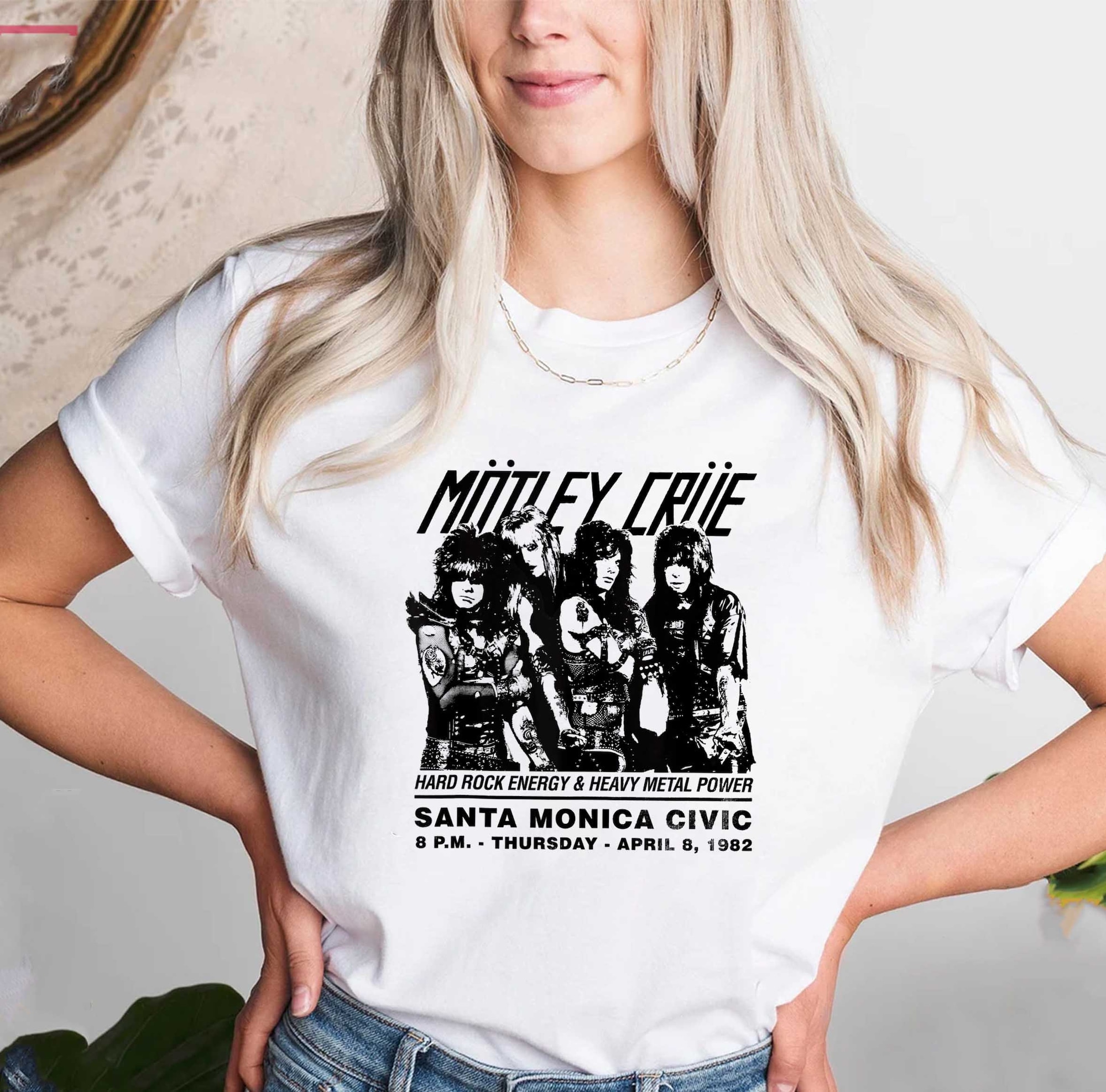 Discover Motley Crue Santa Monica Event T-Shirt