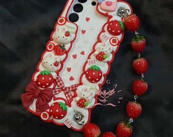 Niedlicher Erdbeerhasen- und Bären-Decoden-Telefonkasten mit blinder Kasten-Erdbeerkette für alle Marken