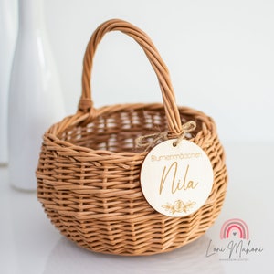 Small children's basket made of wicker, basket for flower girls and flower children at the wedding, basket for scattering flowers, marriage, wedding anniversary