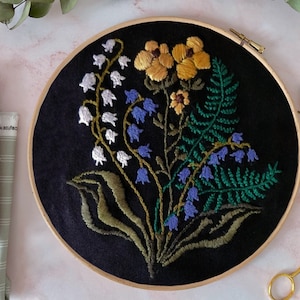 Spring flowers embroidery kit