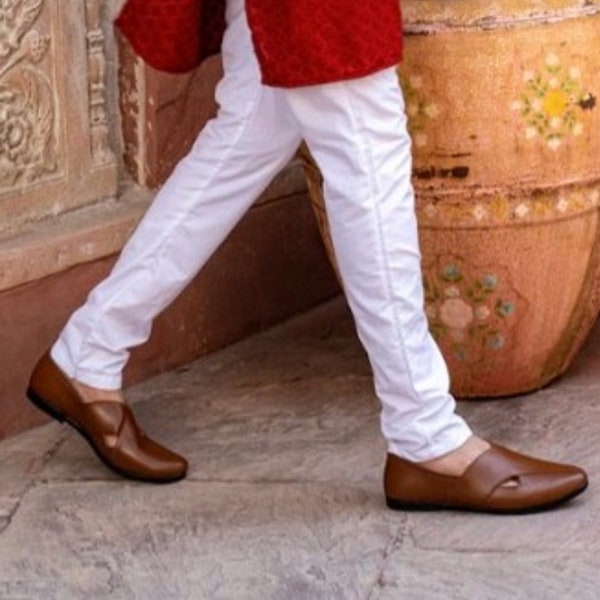 Punjabi Juttis For Men Ethnic Indian Wedding Jutti Handmade Traditional Mojaris Shoes, Genuine Leather Handmade Peshawari Chappal Men.