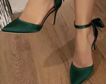 Dark Green Velvet Block Heels, Green Wedding Shoes, Green Bridal Shoes, Green Wedding sandals, Velvet Block Wedding Heels - TULLENIA X