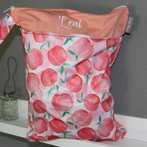 Personalisierbare Wetbag 30x40cm Nasstasche I Kita-Tasche I Windeltasche I Periodenunterwäsche I Geschenk Baby Schwimmbeutel wasserabweisend