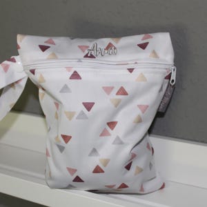 PersonalisierbareWetbag Dreiecke 18x25cm I Nasstasche I Windeltasche I Periodenunterwäsche I Schwimmbeutel atmungsaktiv-wasserabweisend