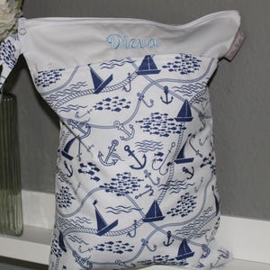 Personalisierbare Wetbag 30x40cm Nasstasche I Kita-Tasche I Windeltasche I Periodenunterwäsche I Geschenk Baby Schwimmbeutel wasserabweisend