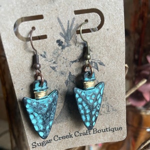 Patina Arrowhead Fishhooks