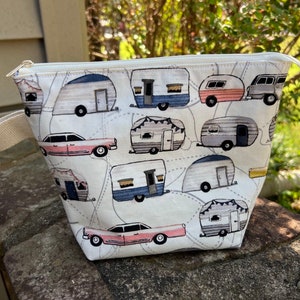 Little Home on Wheels! Knitting Project Bag, Crochet Zippered Pouch, Yarn Sock Tote