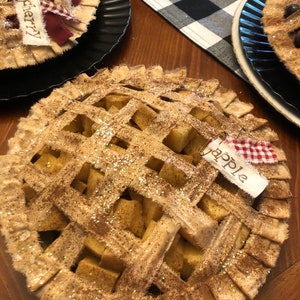 Full Size Faux Apple Pie and a free mini pie as a gift with purchase