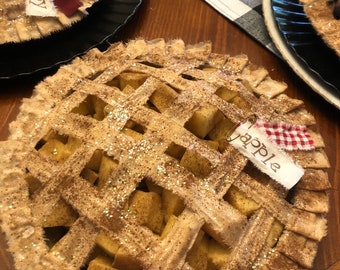 Full Size Faux Apple Pie and a free mini pie as a gift with purchase