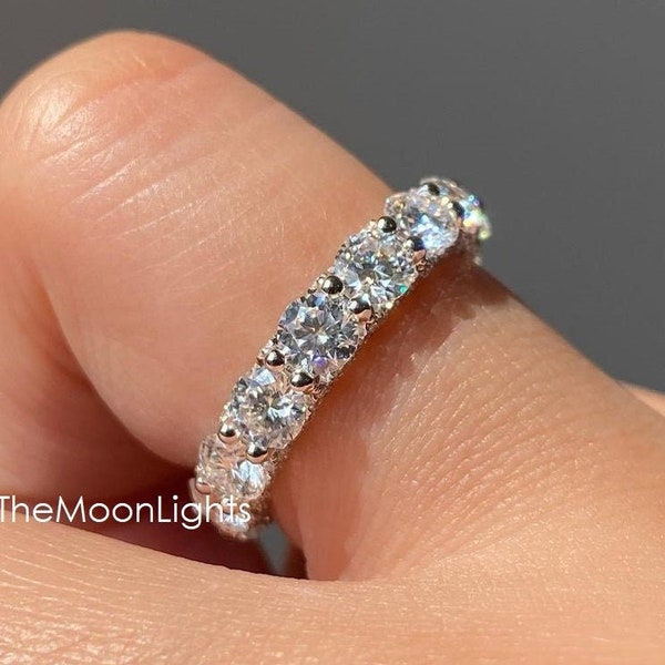 Alliance ronde avec diamants simulés de 3,50 mm/3,10 carats incroyables diamants à griffes en U/anneaux ronds à profil bas/anneau rond en argent