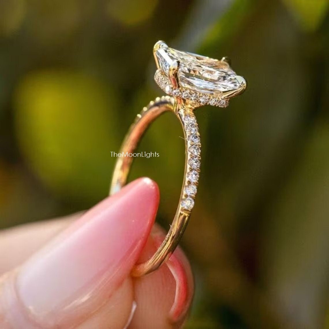 Bague De Fiançailles En Diamant Simulé 2 Carats Plaqué Or Jaune 14K – Personnalisable