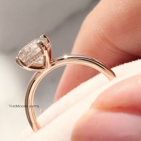 Bague De Fiançailles En Diamant Simulé 2 Carats - Or Jaune 14K Plaqué Sur Argent 925 - Personnalisable