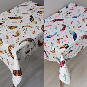 Funda de lino con patrón de plumas impresas, mantel de PVC para cocina, hule lavable, comedor de vinilo de tamaños personalizados, decoración de plumas coloridas