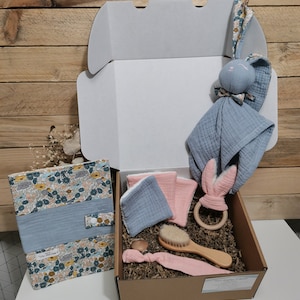 Box de naissance/Coffret cadeau de naissance/Anneau dentaire/Attache tétine/Doudou/Protège carnet santé/Lingette/Brosse/Personnalisé immagine 1