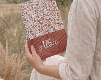 Protège carnet de santé/protège carnet de santé bébé/protège carnet de santé garçon/protège carnet de santé fille/broderie