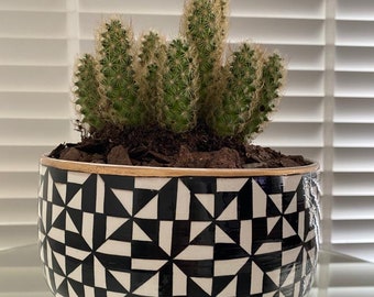 Black and White Floor Vase |  Handmade  Flower Pot with  Geometic  Pattern | Home  Deco