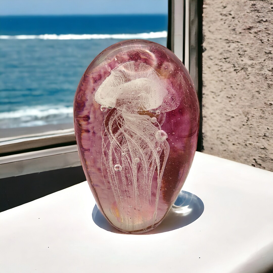 Vintage Glow in the Dark Glass Jellyfish Paperweight W/ Fuchsia ...