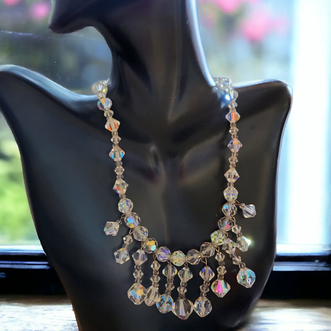 Collier Vintage Dolce Vita En Métal Doré Avec Strass Aurora Borealis - Longueur 42 Cm - Occasion