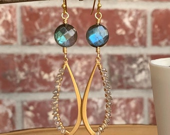 Pendientes de labradorita: Pendientes colgantes de latón estilo boho chic