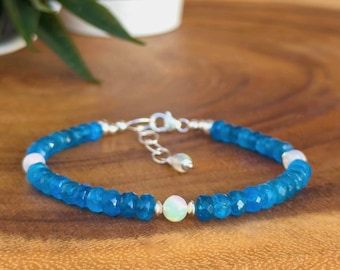 Pulsera de apatita azul neón y ópalo etíope, plata de ley, hecha a mano.