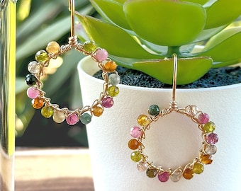 Pendientes de aro pequeños con forma de sandía y turmalina, chapados en oro de 14k, regalos para ella.