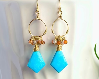 Pendientes bohemios de turquesa: chapados en oro de 14k, piedra solar y labradorita.