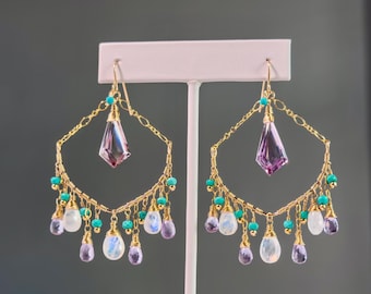 Pendientes colgantes de piedra lunar arcoíris y ametrina con detalles de amatista y turquesa, chapados en oro de 14k, joyería hecha a mano.