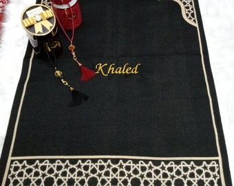Personalisiertes Islamisches Geschenkset | Gebetsteppich, Perle Tasbeeh, Koran
