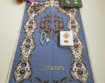 Set de regalo personalizado de alfombra de oración / Corán, Yaseen y Tasbeeh