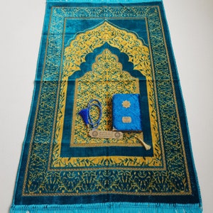 Alfombra de oración de terciopelo personalizada Corán Tasbeeh Juego de regalos / Regalo musulmán para él / Regalo Eid / Regalo de boda / Regalo de graduación / Regalo de cumpleaños
