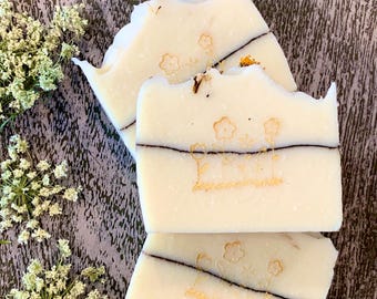 Organiczne mydło dla dzieci z rumiankiem: hipoalergiczne wegańskie mydło dla skóry wrażliwej