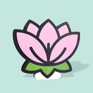 Elegant Lotus Flower Sculpture – Perfect for Flower Lovers, Home & Office Décor – Add a Touch of Nature&#39;s Serenity to Your Space