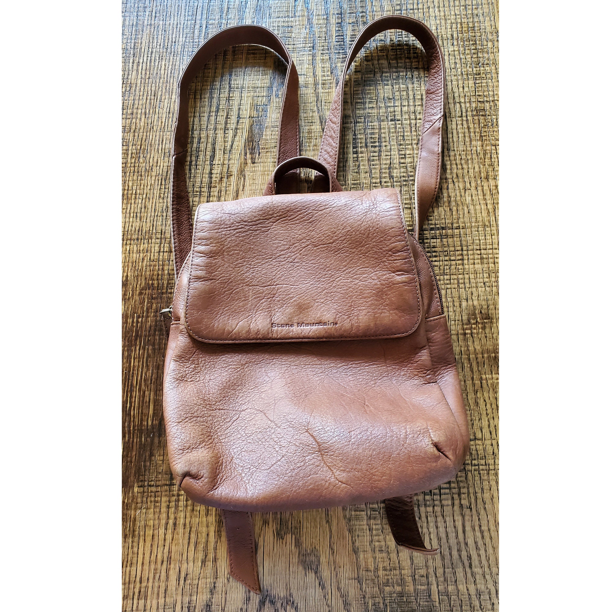 Vintage 90 s Stone Mountain Cottagecore Light Camel Mini Leather Backpack with Adjustable Straps Brass Hardware Lots of Interior Pockets
