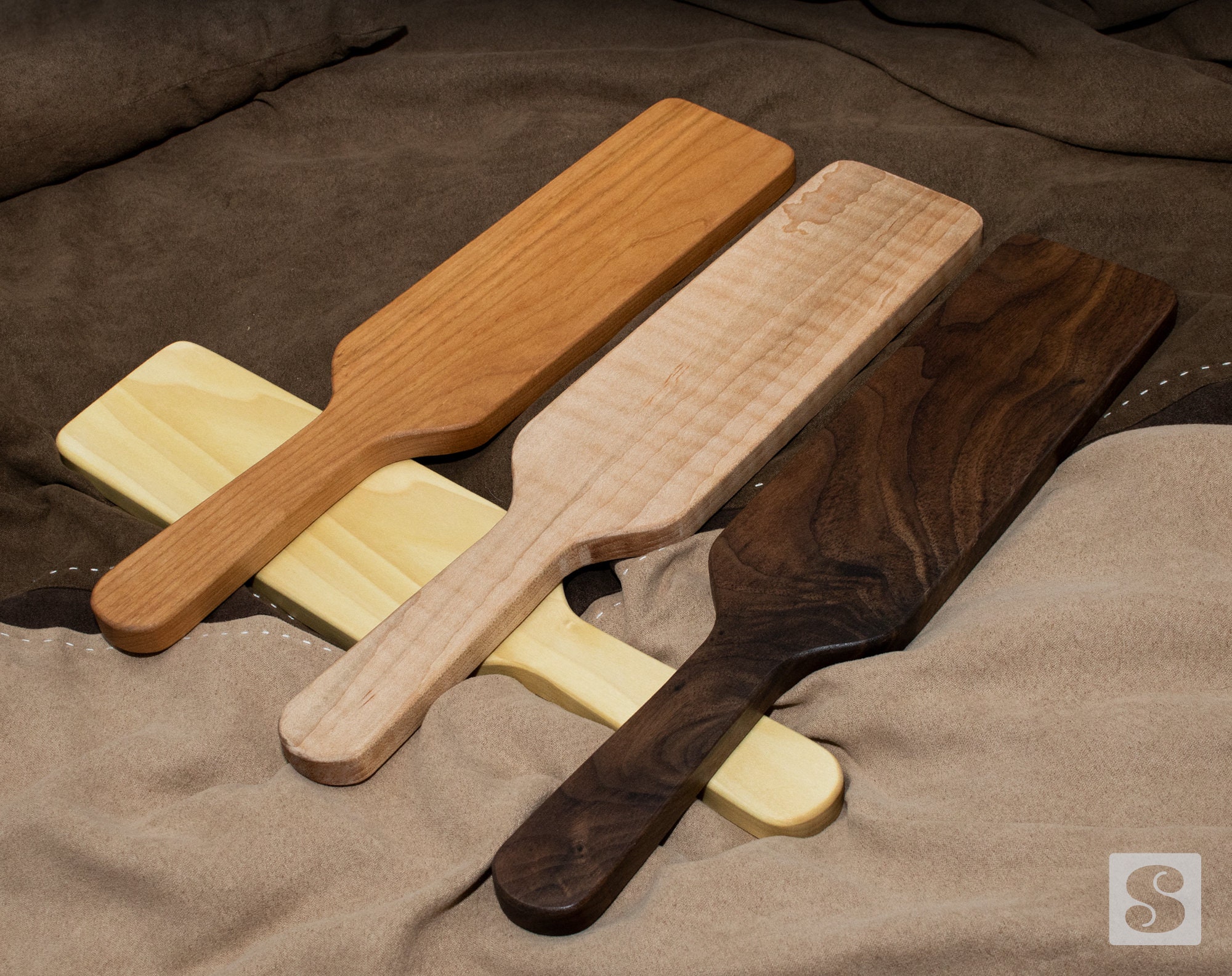 Hand Mirror Spanking Paddle, Wooden Spanking Paddle, Impact BDSM Paddl –  Toasty Contraptions