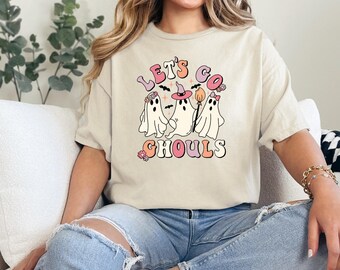 Grunge Cute Ghost Tee | Halloween T-Shirt | Cute Spooky Gifts | Cute Spooky T-Shirt | Cute Ghost Gift | Cute Ghosts  Tee |  Cute T-Shirt