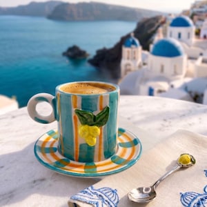 Tazza e piattino in ceramica dipinti a mano, tazza in ceramica con motivo limone mediterraneo, 200 ml / 6,7 oz
