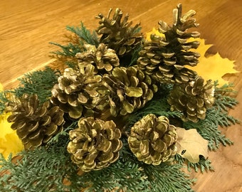 10 golden pine cones, decorative material, Christmas decorations, Christmas tree ornaments