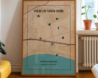 Könnte beinhalten: Ein gerahmter Karten-Druck mit beigem Hintergrund und einem türkisblauen Abschnitt am unteren Rand. Die Karte zeigt ein detailliertes Layout mit Symbolen und dem Text "YOUR VACATION HOME" oben. Der Text unten lautet "YOUR CUSTOM TEXT PERSONALIZE NOW!"