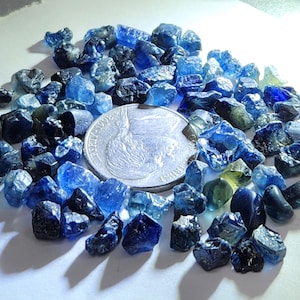 Batch of Blue Rough Sapphires from Australia Weighing Approximately 100 Carats. See Description