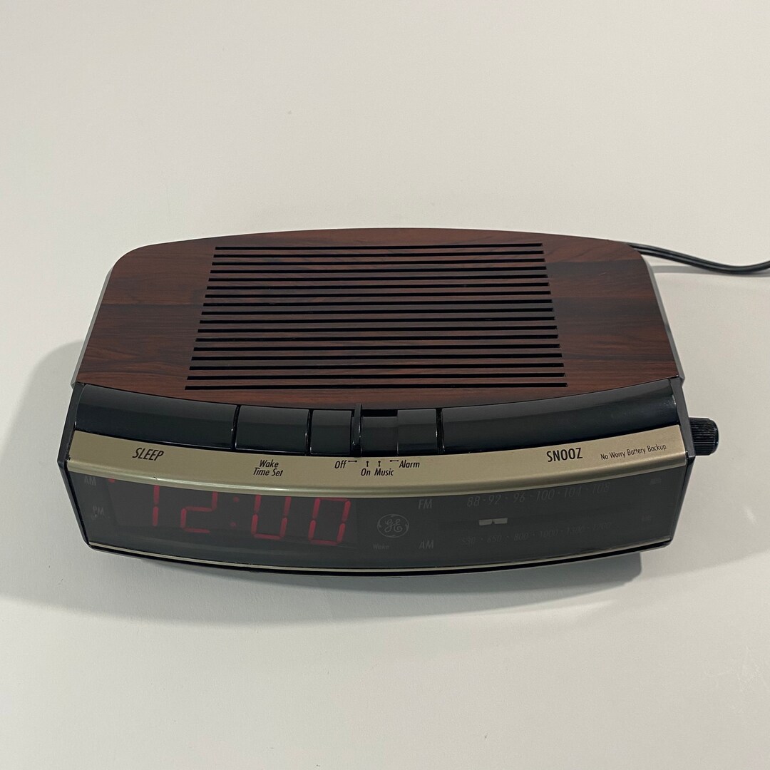 Vintage General Electric Alarm Clock Radio AM/FM GE Model No. 74619A