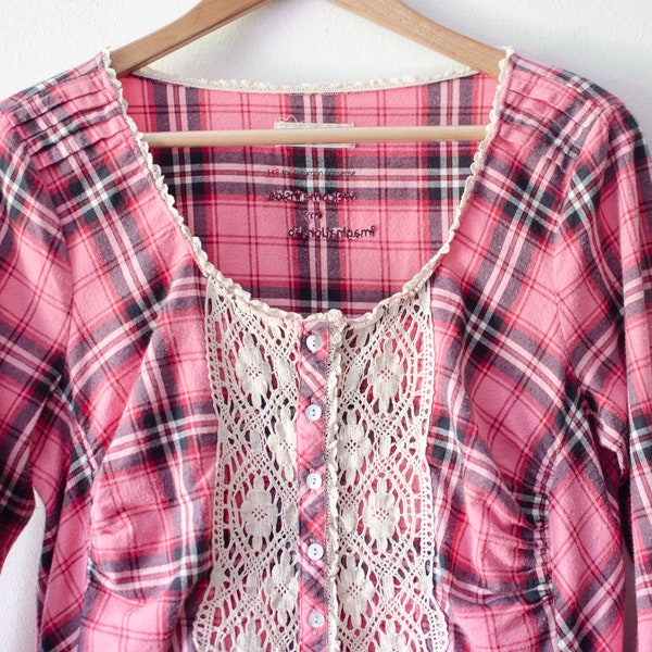 Plaid pattern Flannel Shirt / Pink Checkered Blouse with Lace Detail / Odd Molly Size 3