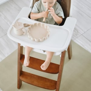 Large Faux Leather Splat Mat - Green & Tan Reversible High Chair Mat - Picnic, Beach Blanket - Playmat -Craft Mat Washable Baby Mat Uniklook