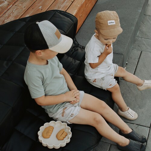 Tan + Gray shops round Luxurious Vegan Leather Qilted play Mat Padded Reversible waterproof Portable | Picnic Beach blanket 47