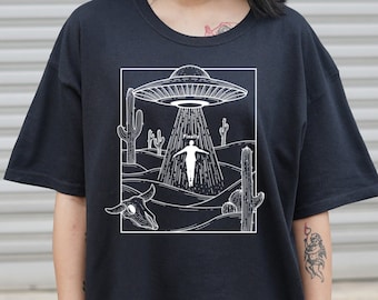 UFO Abduction Line Art T-shirt, Desert Alien Graphic Tee