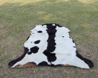 Hair-On Goat Skin Rug, Natural Goatskin Pelt, Animal Hide Rug for Home Decor, Goatskin Hide Throw Rug, Genuine Soft Goat Fur Rug