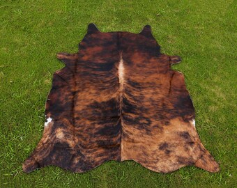 Natural Brindle Cowhide Rug – Authentic Brazilian Cow Skin – Genuine Brown & Black Tones Hair-On Hide – Large Cowhide Area Rug – Ideal Gift