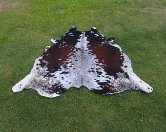 Cowhide Rugs-Genuine Brown and White Cowhide Rug-Natural Hair On Hide for Rustic Home Decor-Large Cowhide Rug-Brazillian Cowhide Area Rug