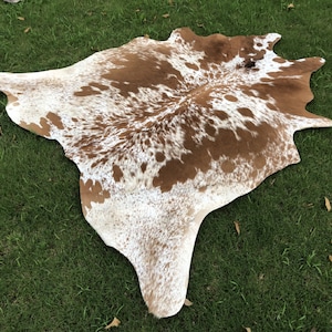 CowHide Rugs-Brown and White Hides-Brown Cowhide-Natural Cowhide-Brindle CowHide-Tri-colour Rugs-Soft Carpet Rugs-cow Leather Rugs-Ottoman